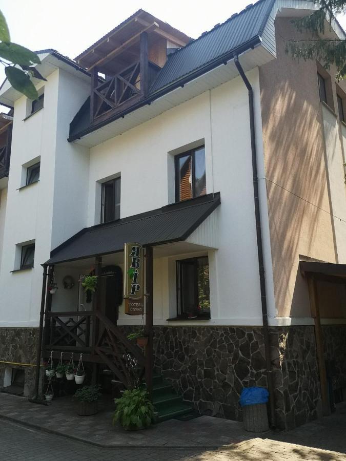 Hotel Yavir Iaremcea Exterior foto